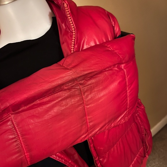 Red and blue bubble coat - Picture 10 of 11